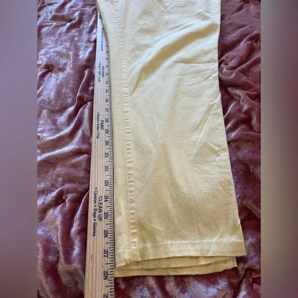 Size 18W CATO Light Yellow Slacks Pastel Plus Size Spring Easter - Picture 2 of 7